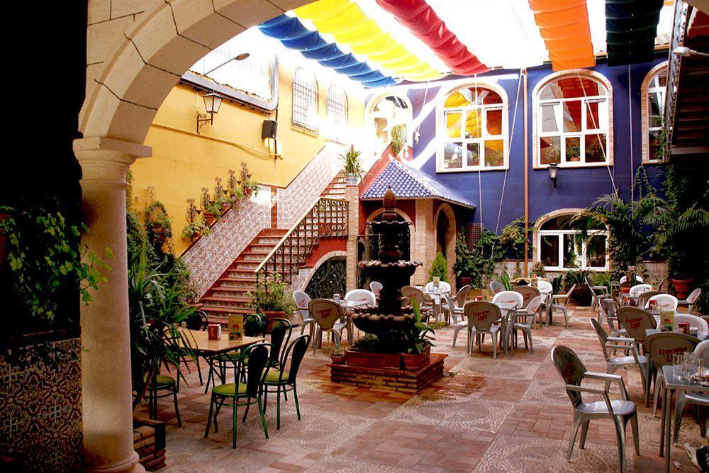 Hotel Plaza Manjón Villanueva Del Arzobispo Exterior foto